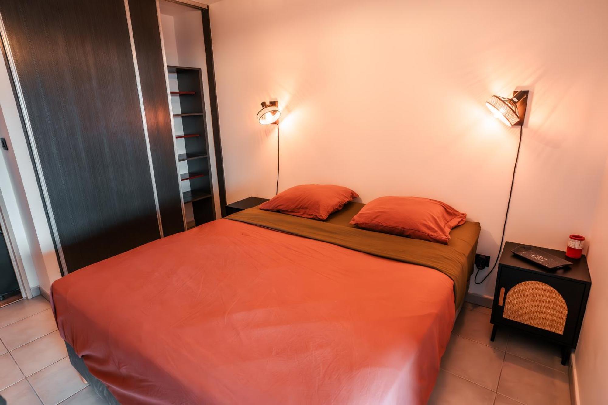 Appartement Moderne Et Elegant Saint-Denis Extérieur photo